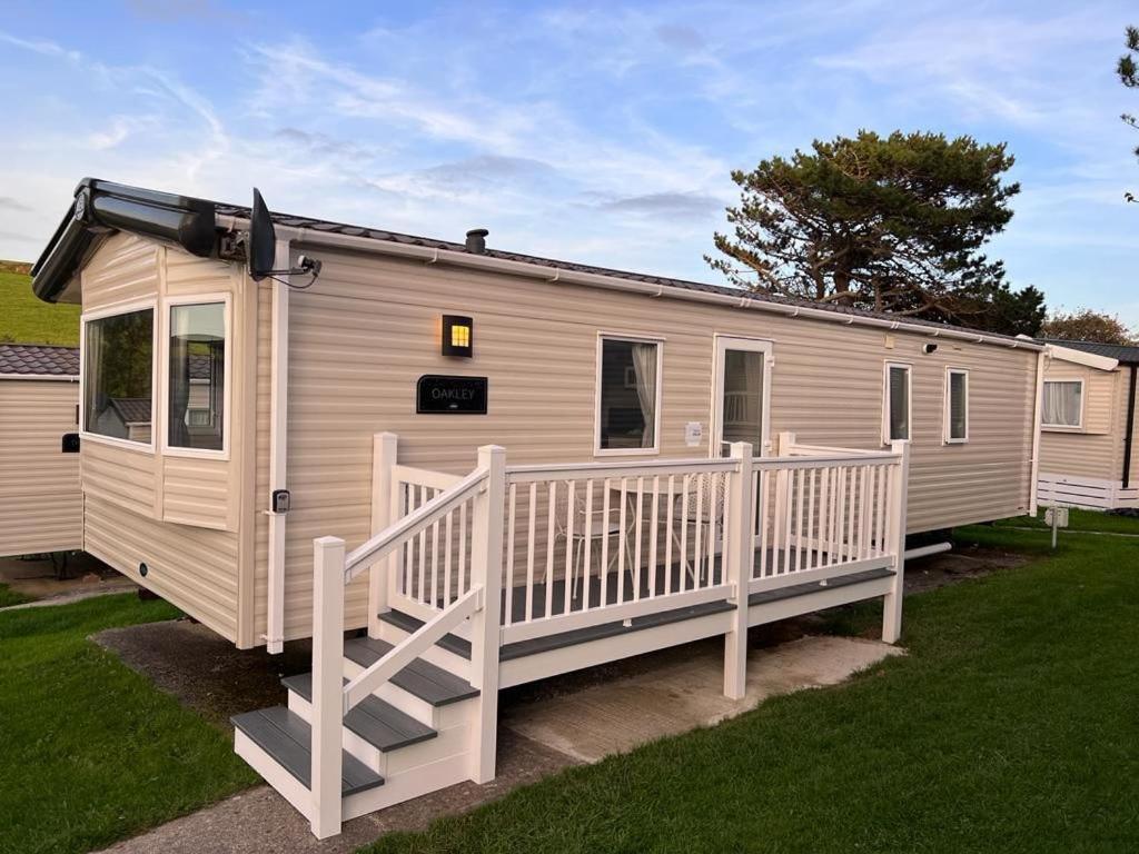 Newquay Bay Resort - Spacious - Sleeps 6 - Close To Porth Beach Экстерьер фото